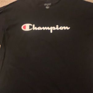 Black 2xl Champion T-shirt.